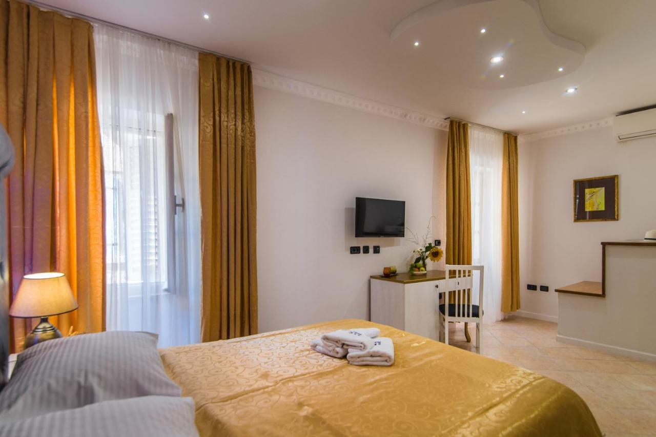 Bella Natka Bed And Breakfast Ровин Екстериор снимка